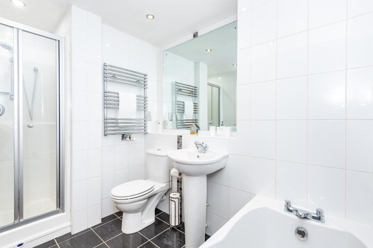 Modern Smart Open Plan Living With Free Parking Apartamento *